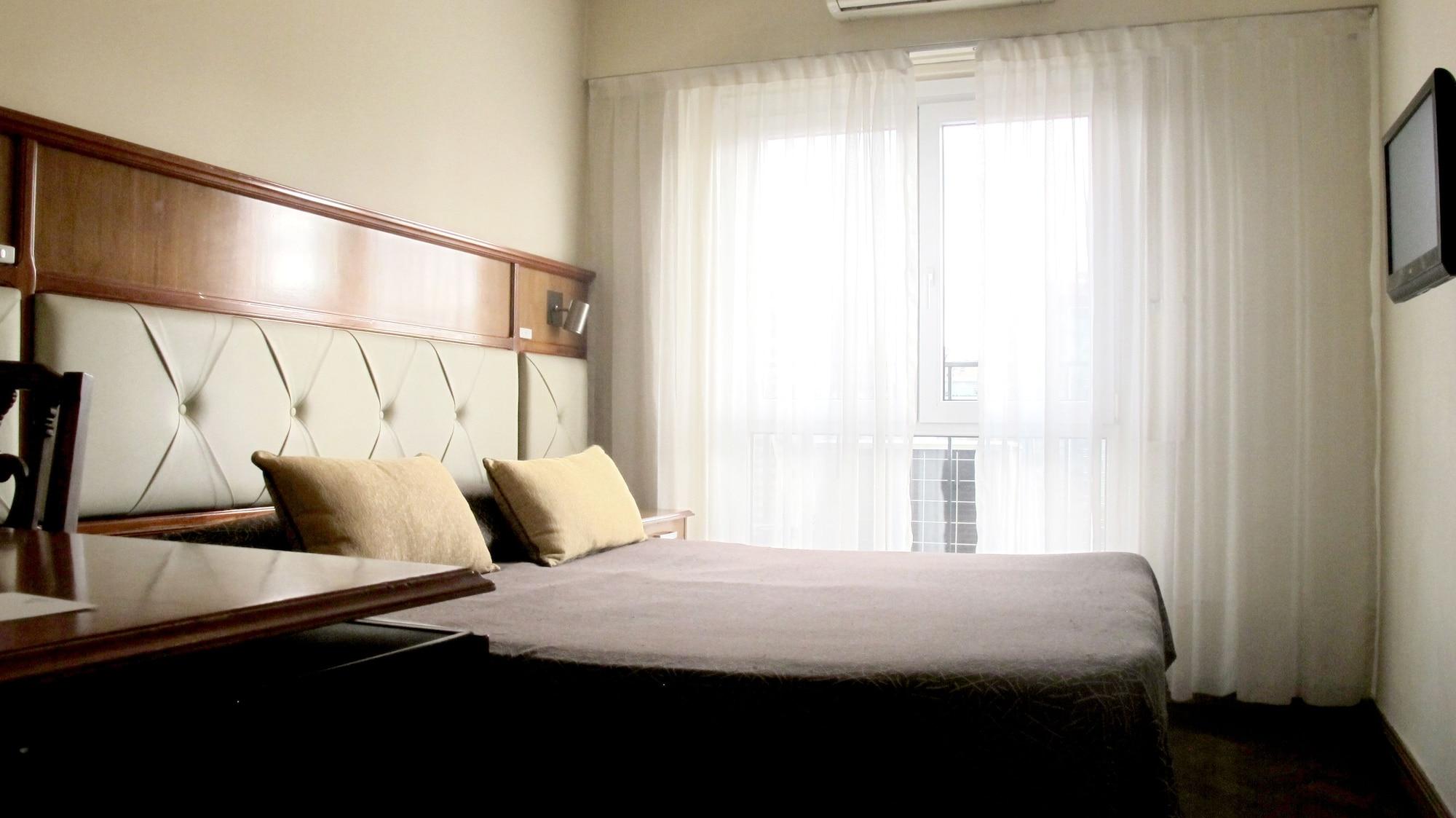 Embajador Hotel บัวโนสไอเรส ภายนอก รูปภาพ