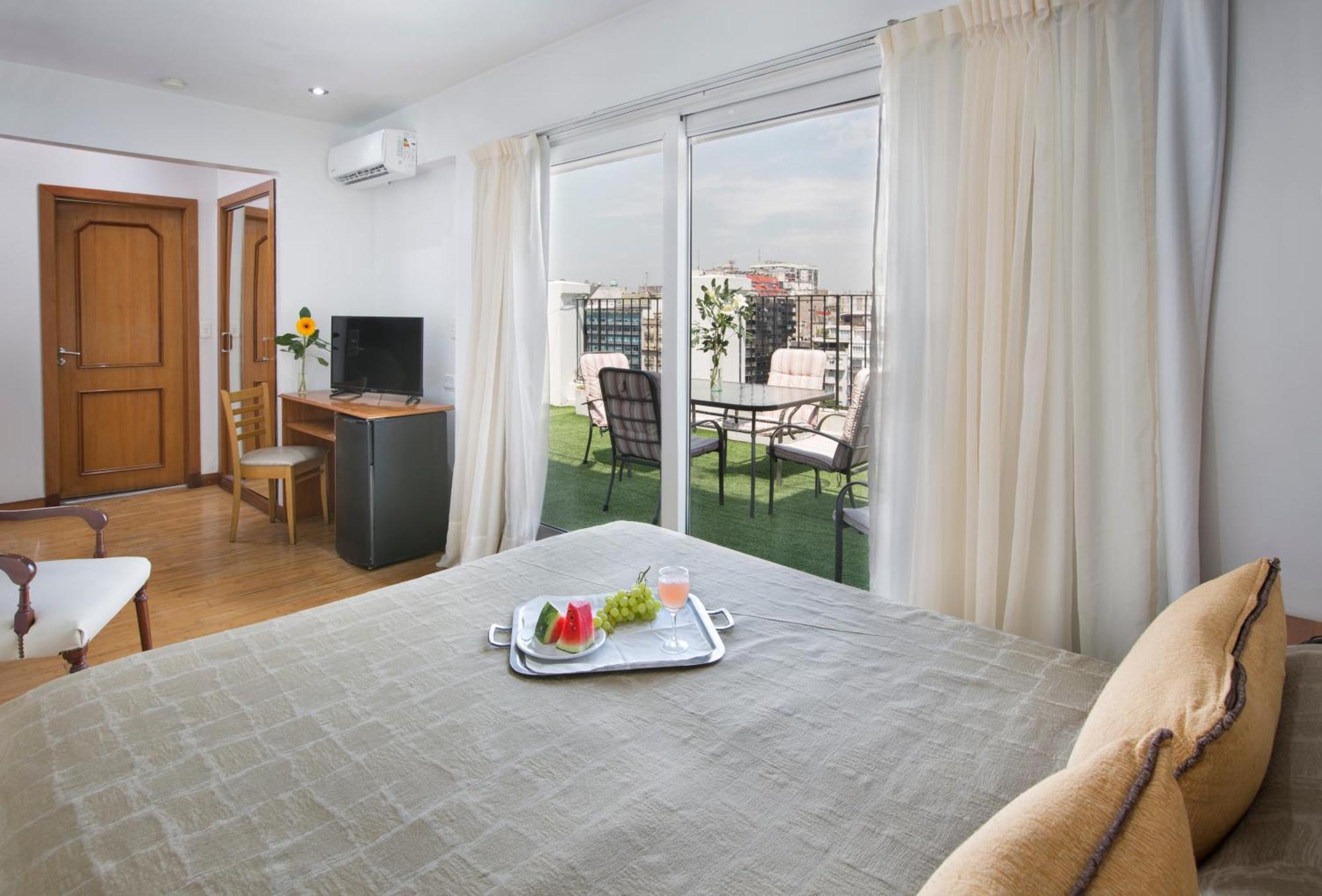 Embajador Hotel บัวโนสไอเรส ภายนอก รูปภาพ