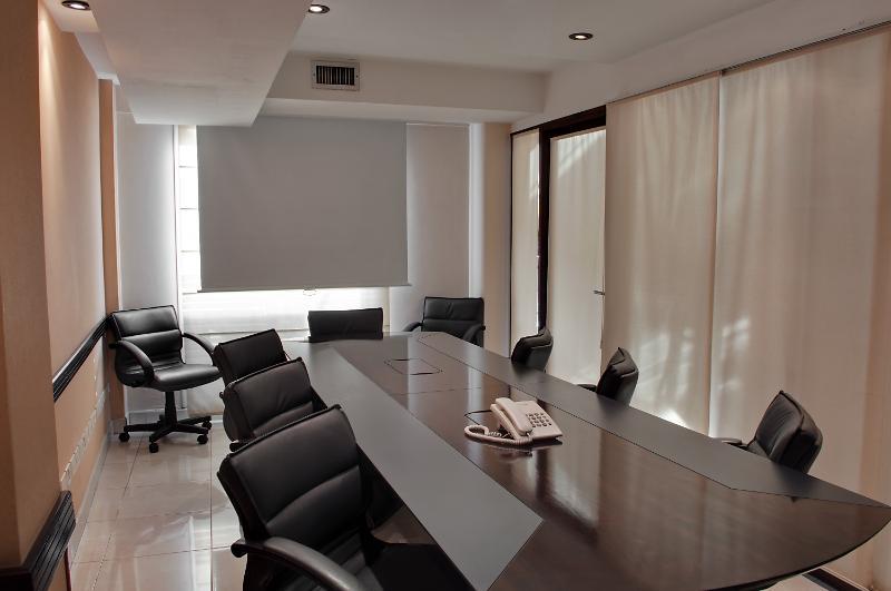 Embajador Hotel บัวโนสไอเรส ภายนอก รูปภาพ