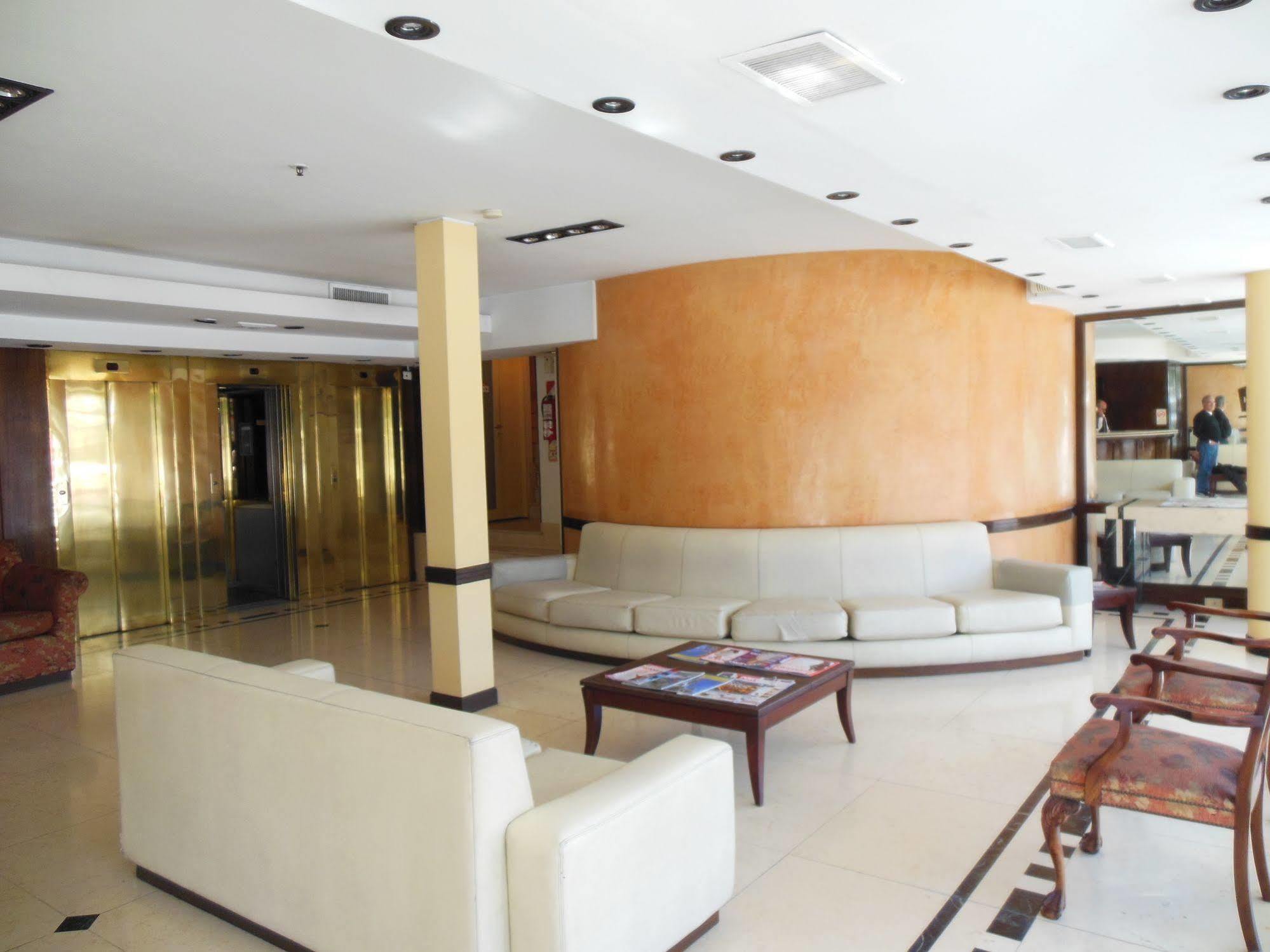 Embajador Hotel บัวโนสไอเรส ภายนอก รูปภาพ